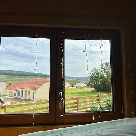 Chez Celia, Roulotte En Champagne Βίλα Fleury-la-Riviere Εξωτερικό φωτογραφία